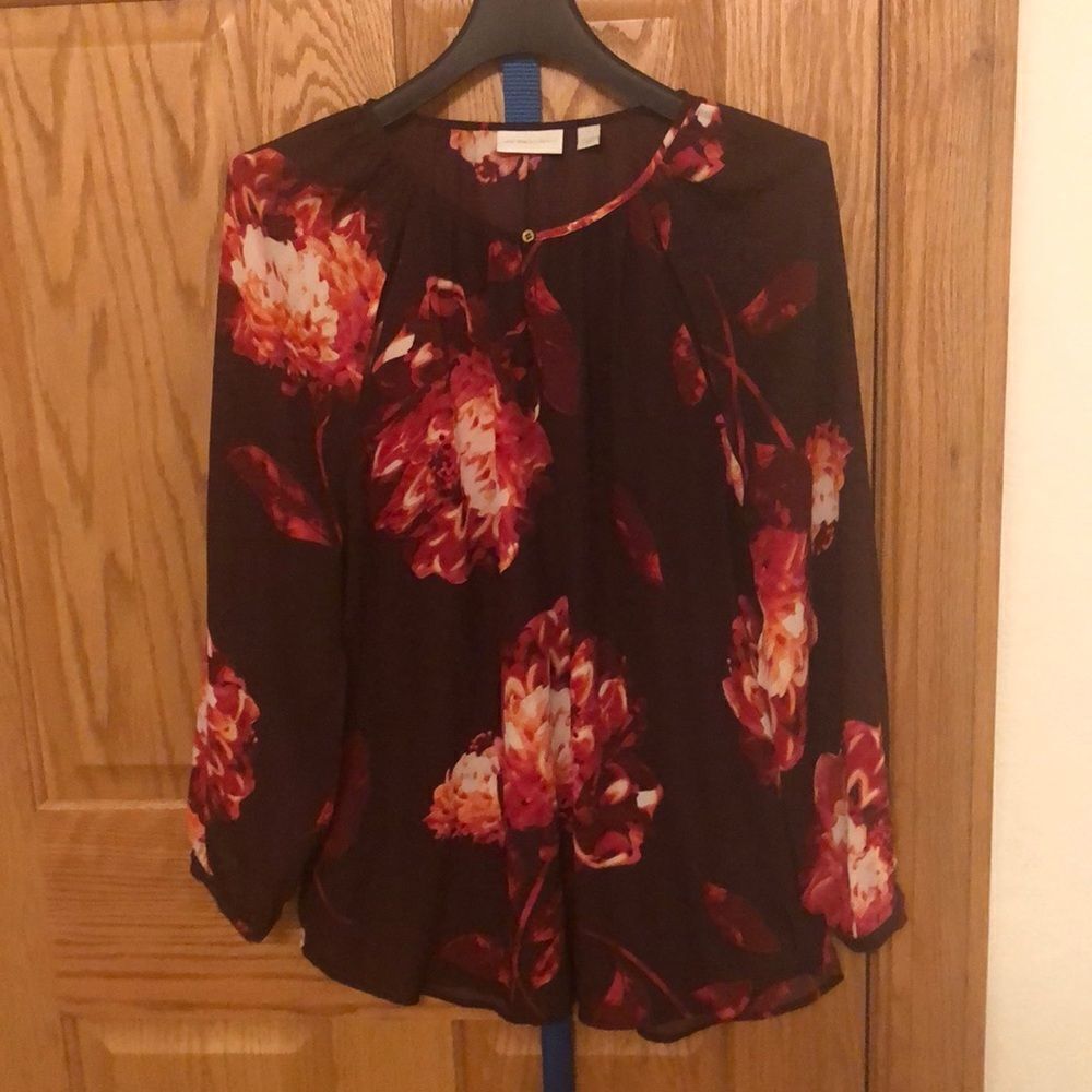 Floral New York & Company top